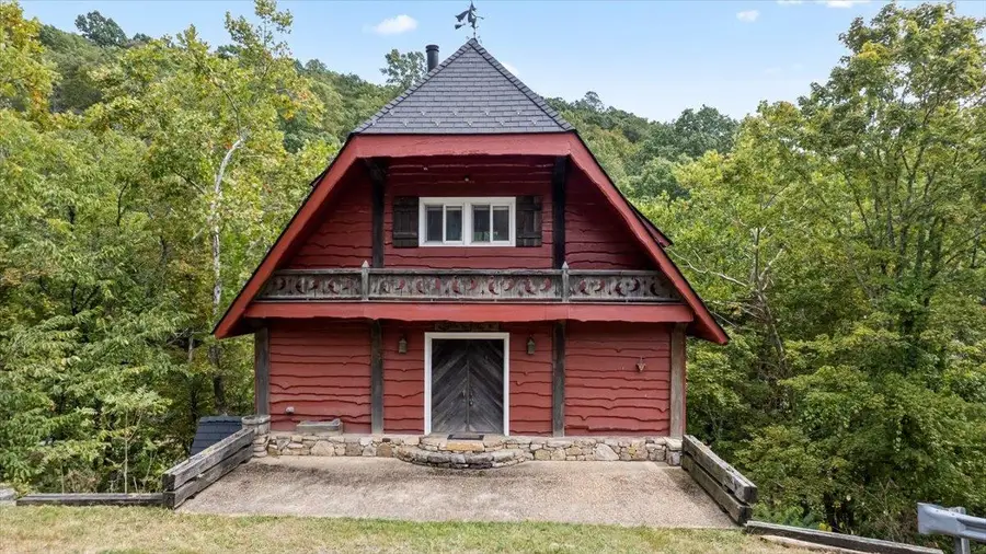 6602 Middlebrook Rd, Riverheads, VA 24459 - #3