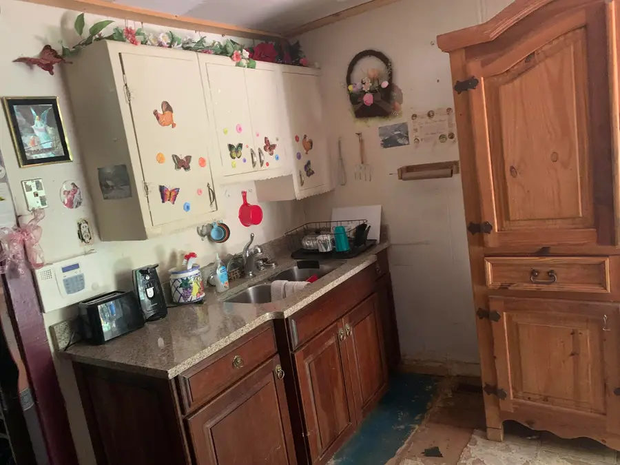 1216 Beverley St W, Staunton, VA 24401 - #3
