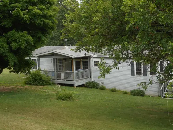 2780 Sunrise Dr, Broadway, VA 22815