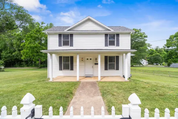 1316 Main St E, Waynesboro, VA 22980