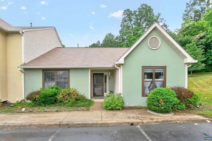 598 Pebblecreek Ct, Charlottesville, VA 22901 - #2