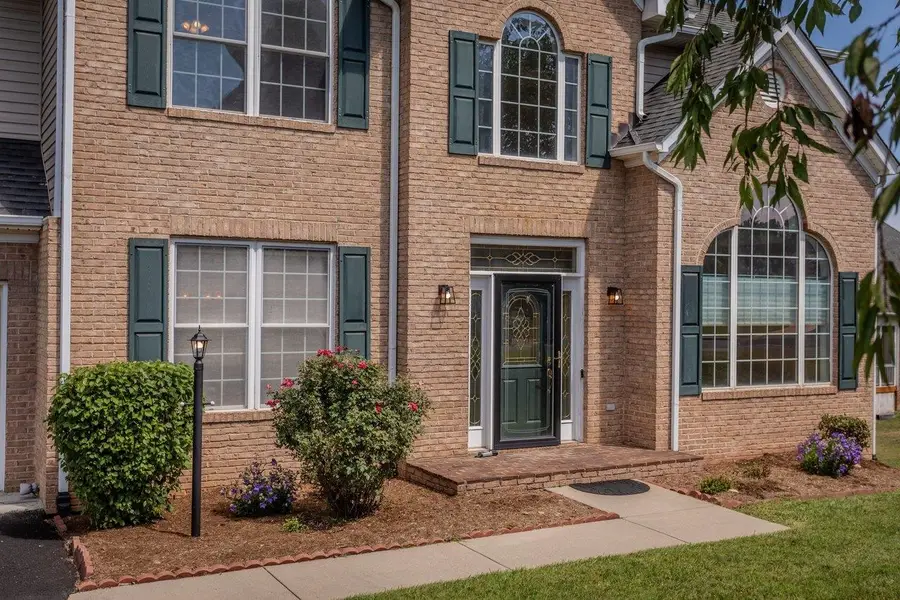15 Brookmere Ct, Staunton, VA 24401 - #2