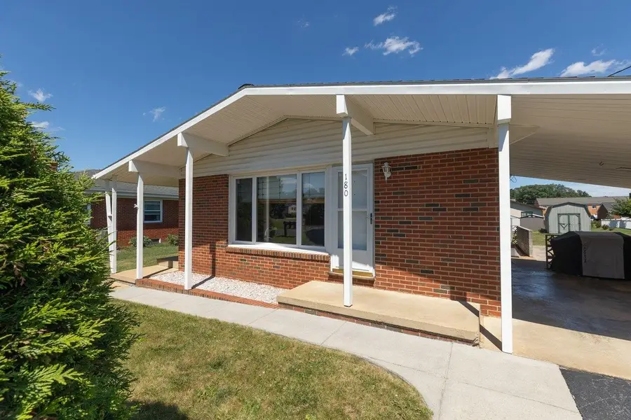 180 Sunset Dr, Dayton, VA 22821 - #3