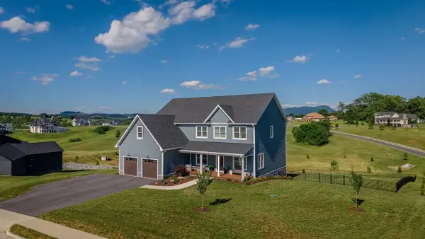 2530 Huntington Springs Dr, Rockingham, VA 22801