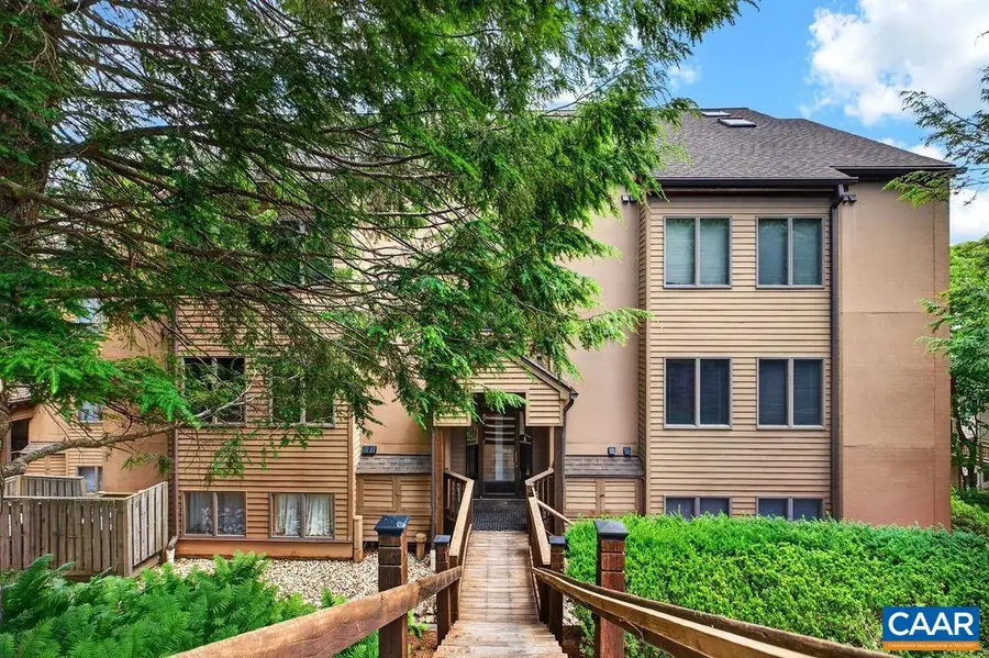 1501 Cliffs Condos, Wintergreen Resort, VA 22967 - #2