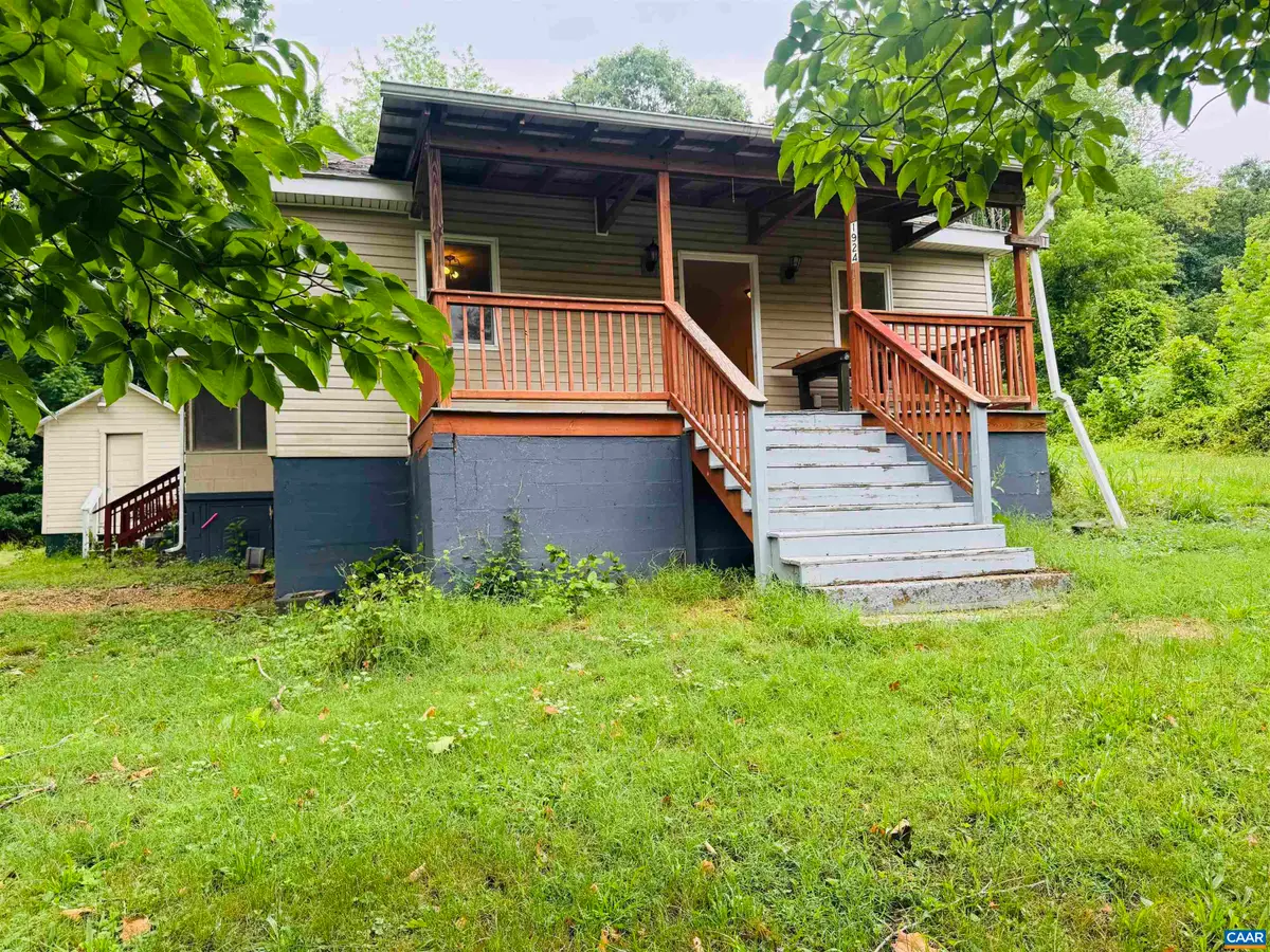 1924 Main St E, Waynesboro, VA 22980 - #1