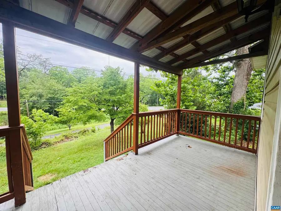 1924 Main St E, Waynesboro, VA 22980 - #2