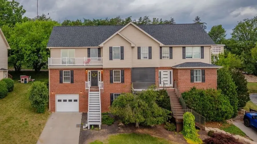 1823 Willow Hill Dr Sw, Harrisonburg, VA 22801 - #2