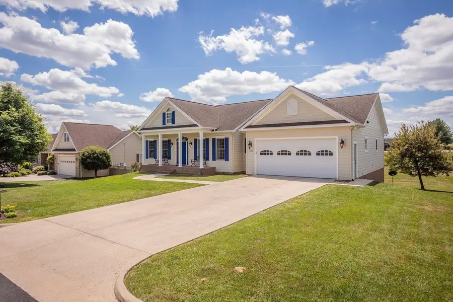 301 Bartley St, Dayton, VA 22821 - #2