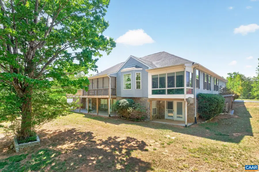 102 Happy Valley Rd, Keswick, VA 22947 - #2
