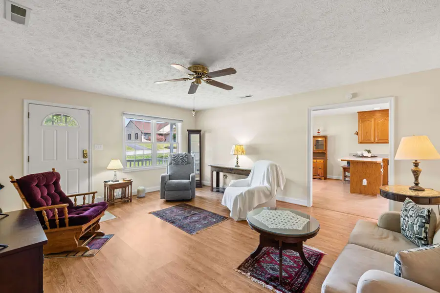 214 Adventure Trl, Waynesboro, VA 22980 - #3