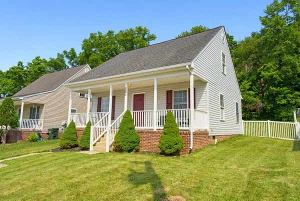 358 Delphine Ave S, Waynesboro, VA 22980