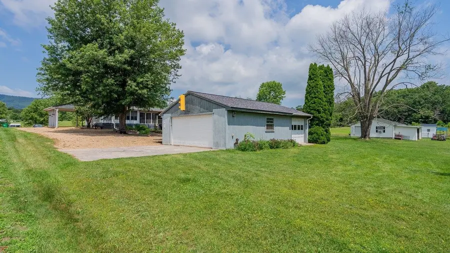 376 Bloomer Springs Rd, McGaheysville, VA 22840 - #3