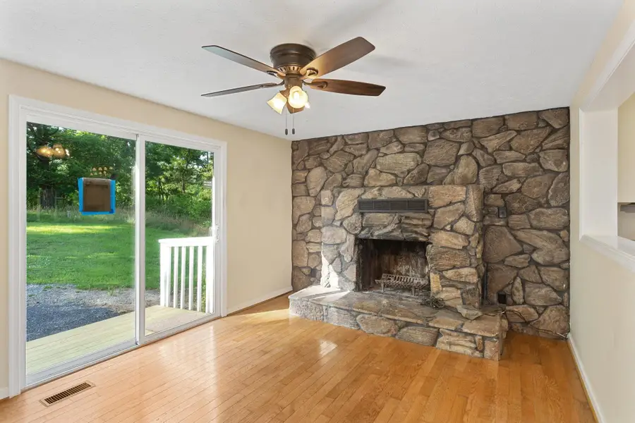 1919 Ridge Rd, New Market, VA 22844 - #2
