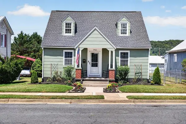 1965 Chestnut Ave, Buena Vista, VA 24416