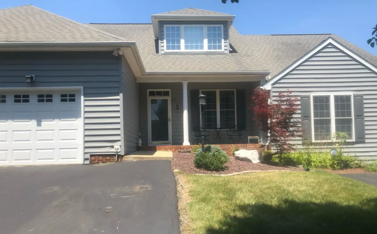 17 Vista View Ln, Staunton, VA 24401 - #1