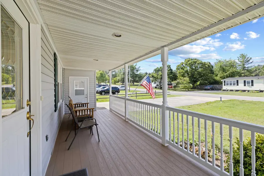124 Hodge St, Stuarts Draft, VA 24477 - #2