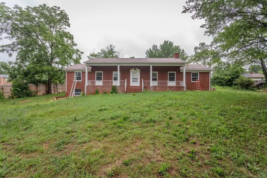 939 Vine St, Harrisonburg, VA 22801 - #2