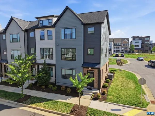 912 Orion Ln, Crozet, VA 22932