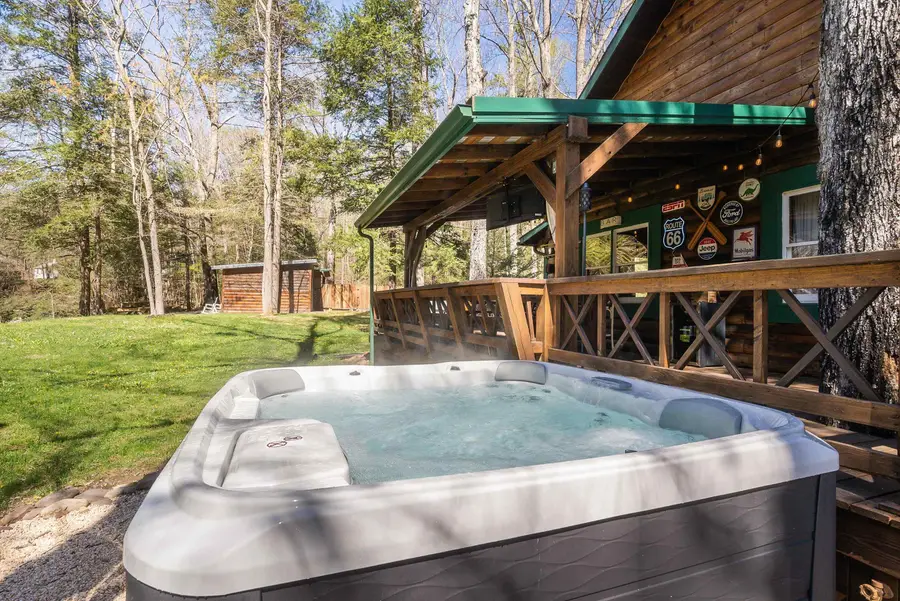 9154 Briery Branch Rd, Dayton, VA 22821 - #3