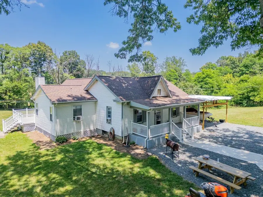 1200 Wahnona Ave, Shenandoah, VA 22849 - #3