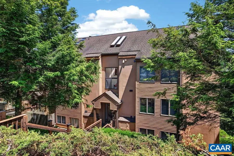 1505 Cliffs Condos, Wintergreen Resort, VA 22967 - #2