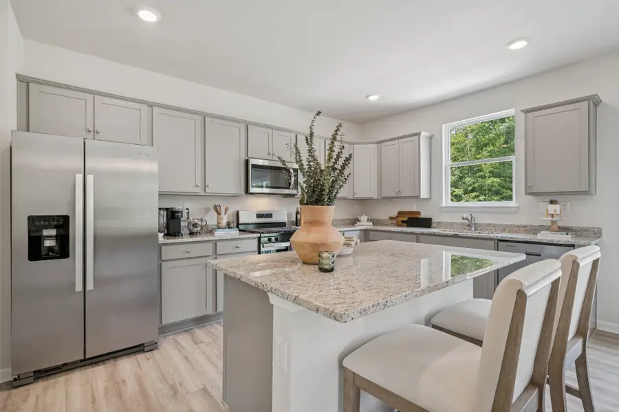 508 Stonewall Jackson Blvd, Staunton, VA 24401 - #2
