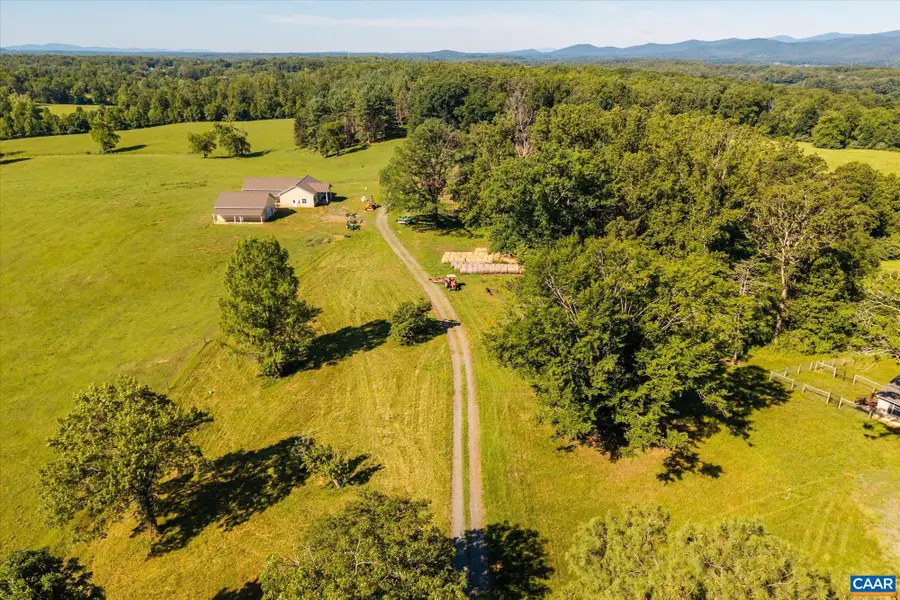 551 Old Homeplace Ln, Reva, VA 22735 - #3