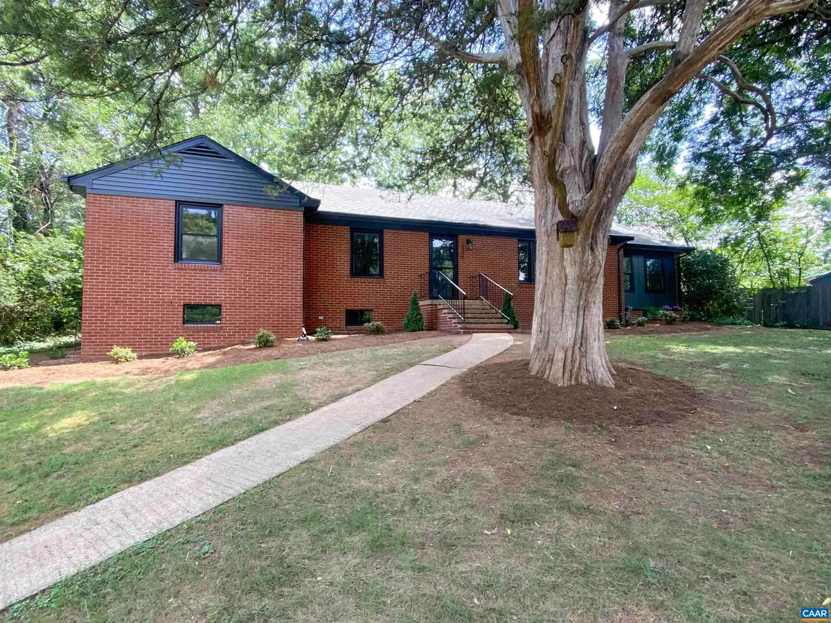 2305 Wayne Ave, Charlottesville, VA 22901 - #1