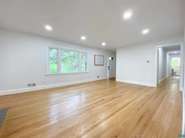 2305 Wayne Ave, Charlottesville, VA 22901