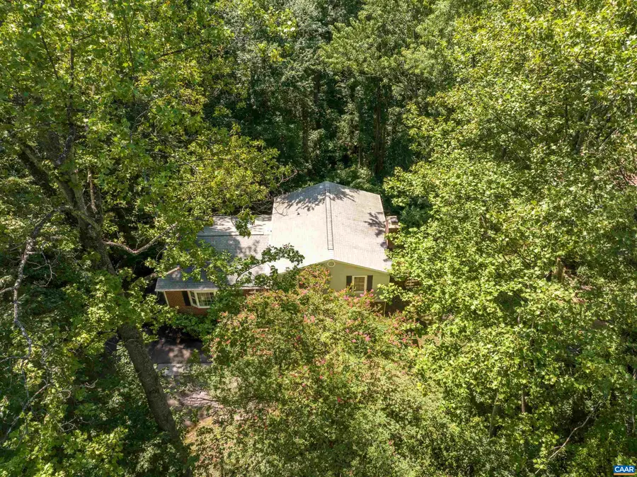 98 Oak Forest Cir, Charlottesville, VA 22901 - #2