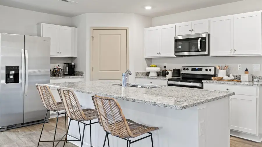 102 Blue Sky Ct, Staunton, VA 24401 - #3