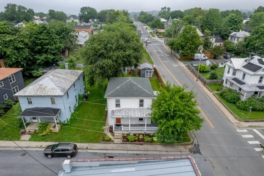 383 Collicello St, Harrisonburg, VA 22802 - #2