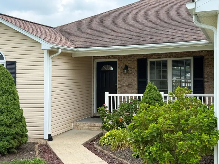 121 Sugar Mill Ln, Weyers Cave, VA 24486 - #2