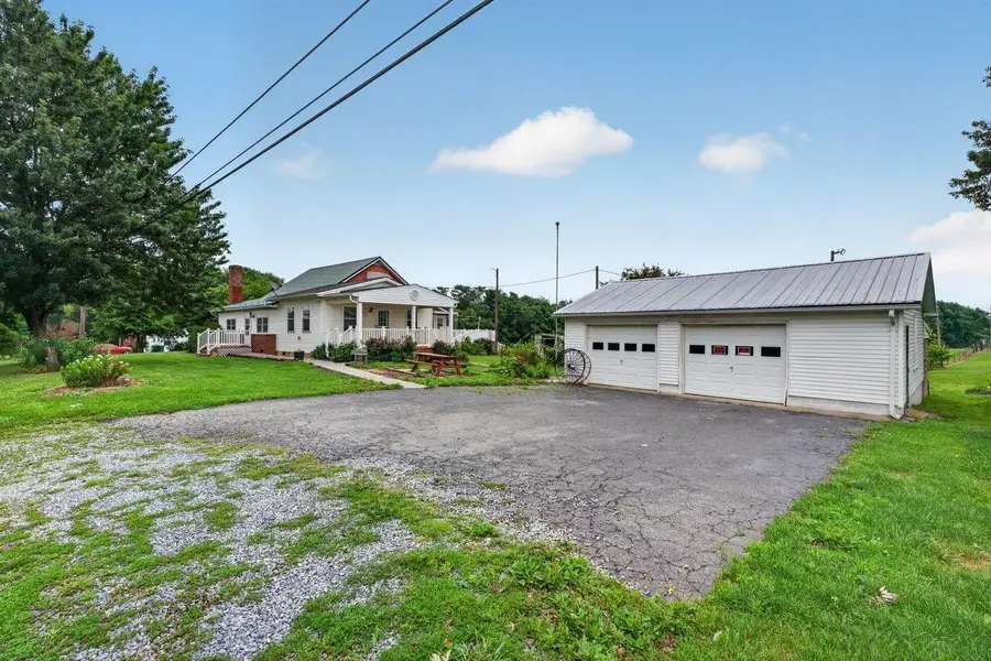 10402 Phillips Store Rd, Broadway, VA 22815 - #3