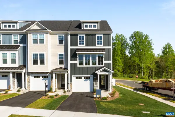 71 Marcella St, Charlottesville, VA 22911