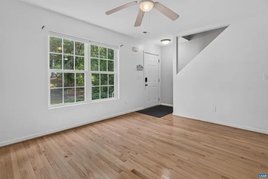 562 Cleveland Ave, Charlottesville, VA 22903 - #3