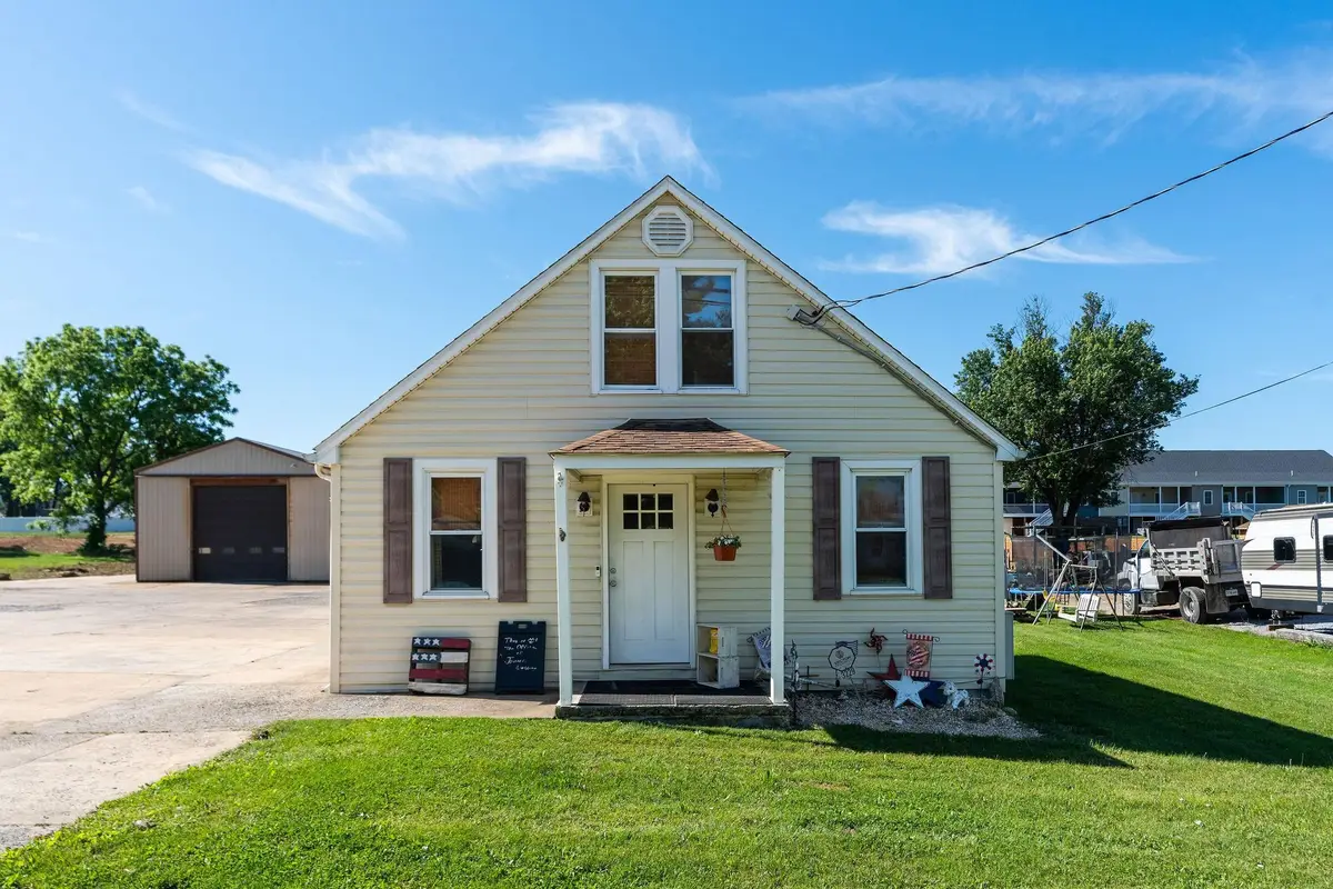 3229 Stuarts Draft Hwy, Stuarts Draft, VA 24477 - #1