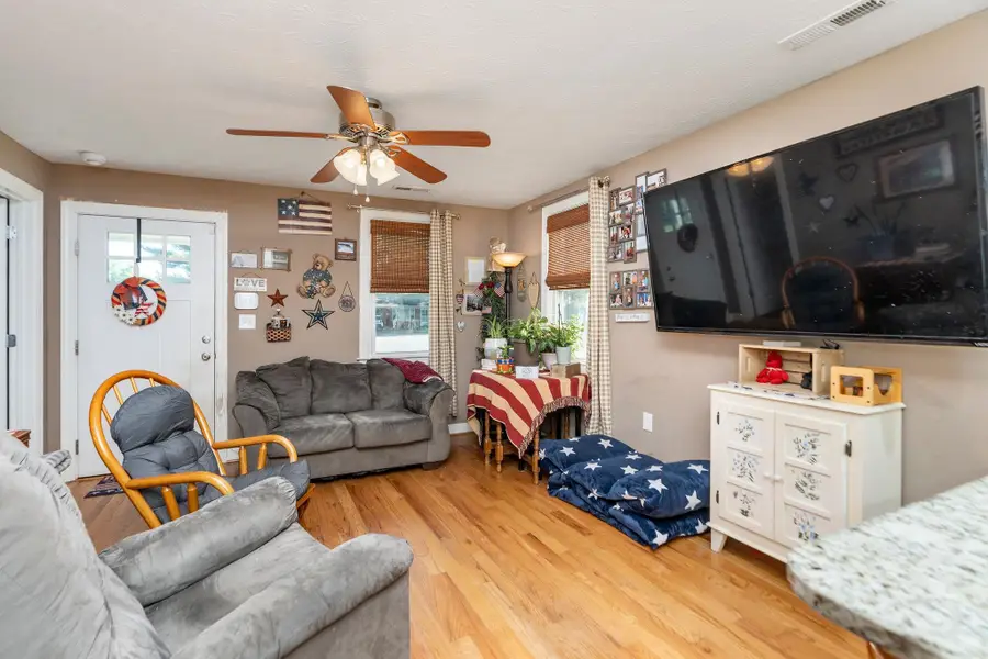 3229 Stuarts Draft Hwy, Stuarts Draft, VA 24477 - #3