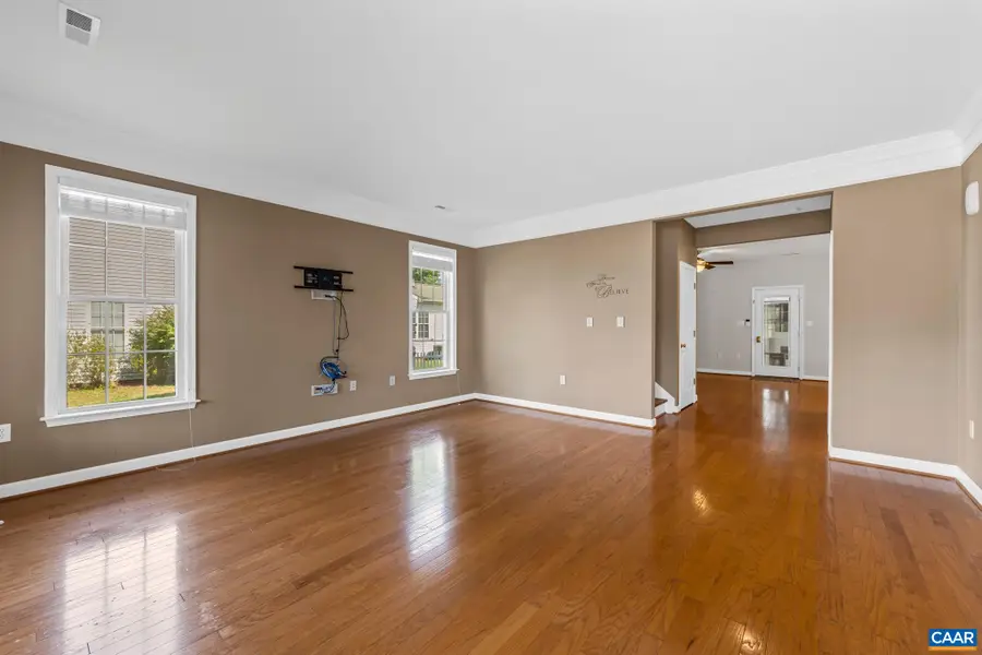 64 Saint Andrews St, Gordonsville, VA 22942 - #3