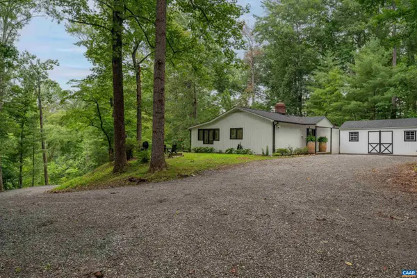 136 Wolftown-hood Rd, Hood, VA 22723