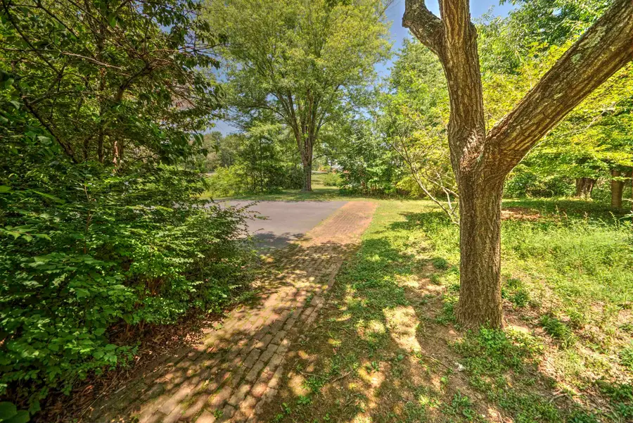 1667 Laurel Hill Rd, Verona, VA 24482 - #3