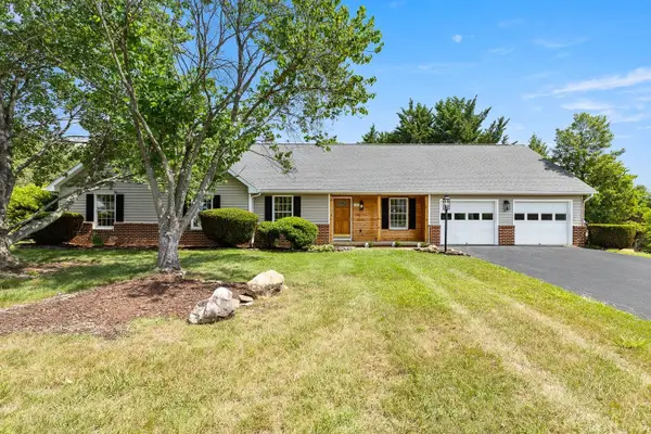 117 Yarmouth Rd, Stuarts Draft, VA 24477