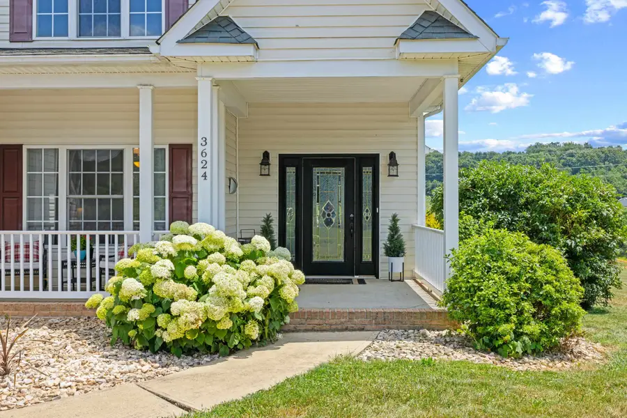 3624 Old Greenville Rd, Staunton, VA 24401 - #2