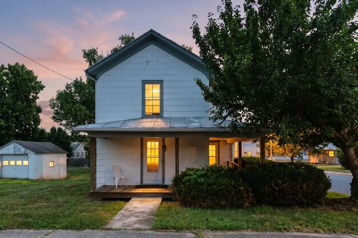 489 Charlotte Ave N, Waynesboro, VA 22980 - #1