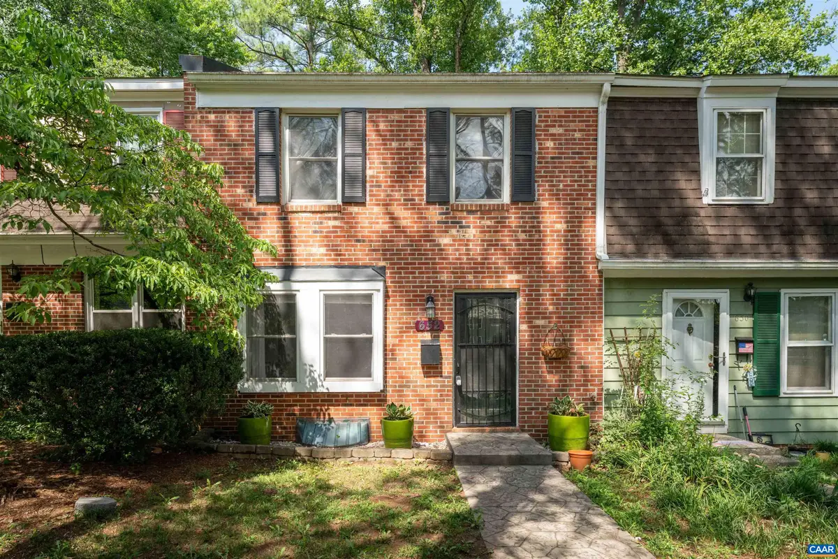 652 Lockesley Ter, Charlottesville, VA 22903 - #1