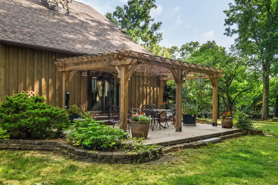 620 Walnut Hills Rd, Staunton, VA 24401 - #3