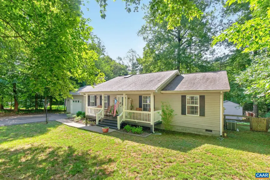 7 Riverwood Ct, Palmyra, VA 22963 - #2