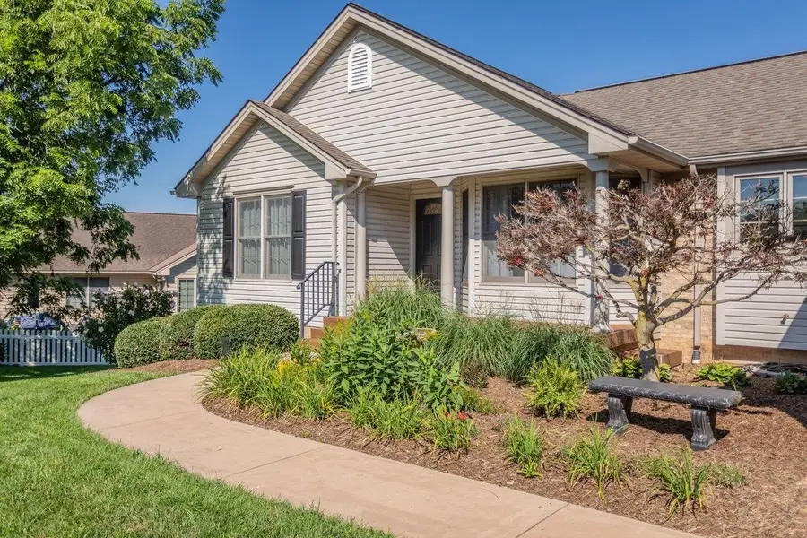 225 Walnut Dr, Broadway, VA 22815 - #2