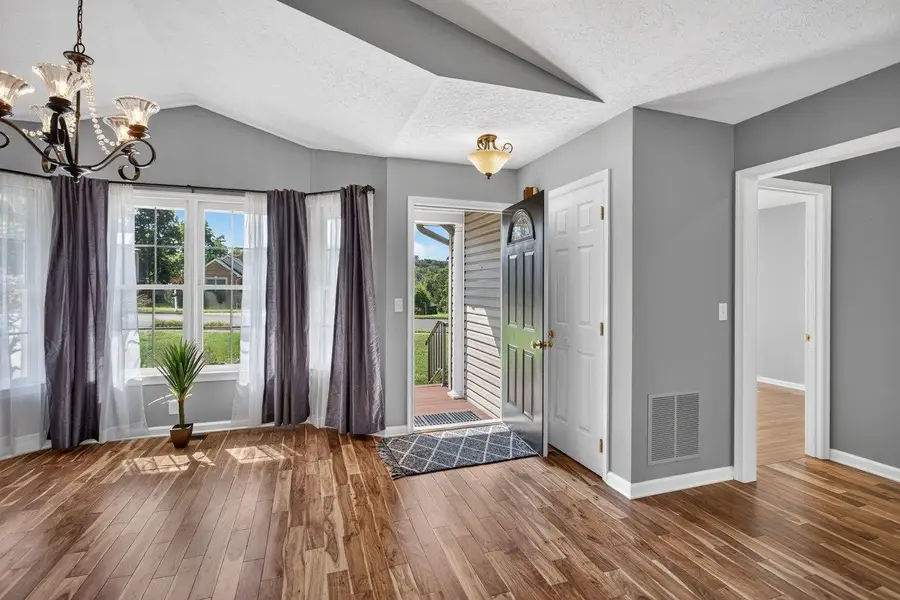 225 Walnut Dr, Broadway, VA 22815 - #3